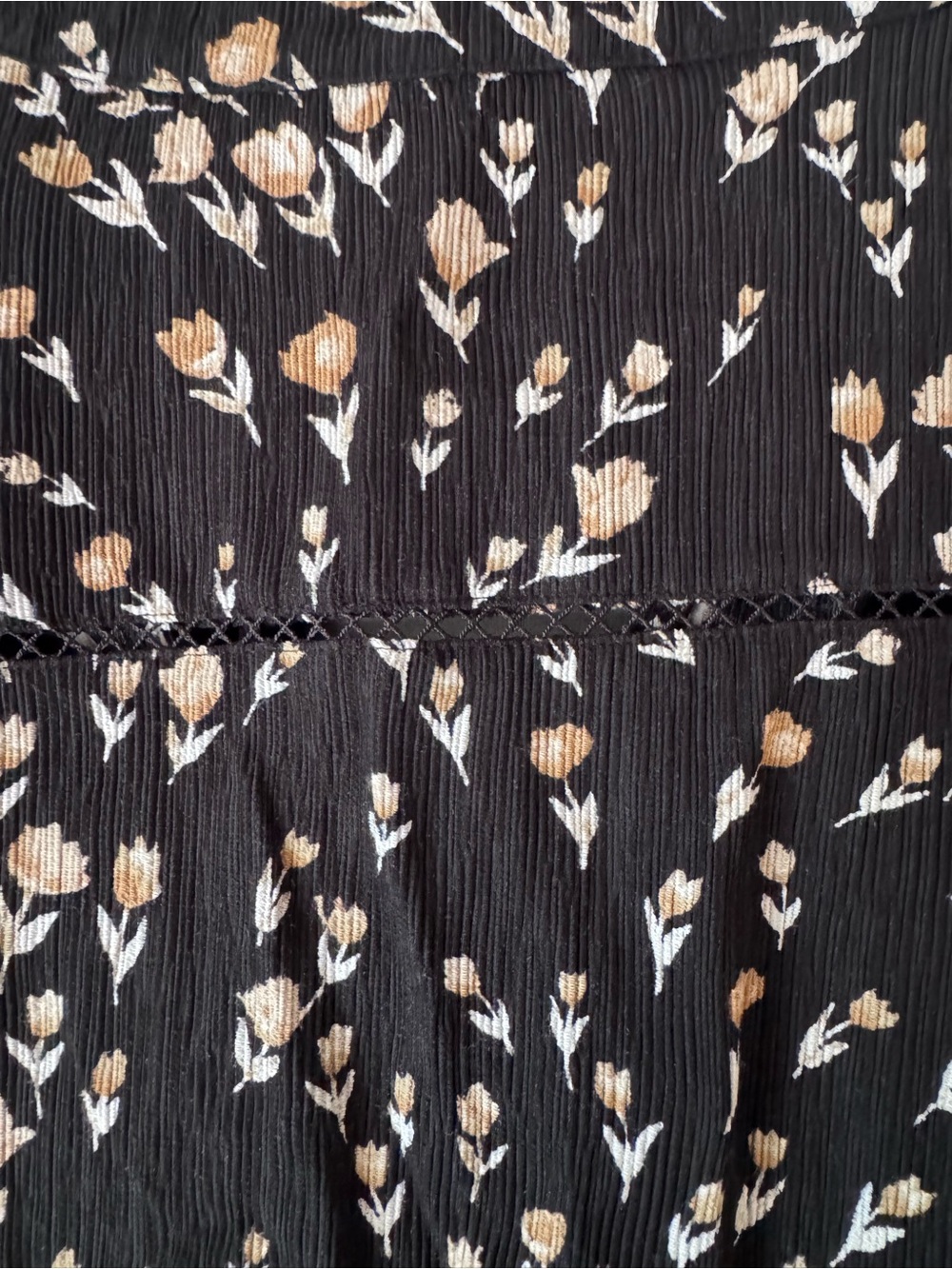 White House Black Market Black Floral Peasant Blouse - Picture 7 of 7